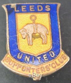 LEEDS UNITED Rare vintage SUPPORTERS CLUB Badge Makers H. W MILLER Button hole