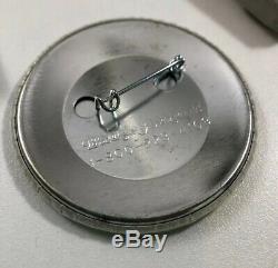 Badge-a-matic De Fabricant De Boutons 2 1/4 Par Badge-a-minit Plus Fournitures Presse À Main Plus